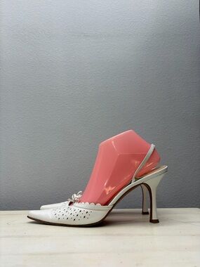 Isaac Mizrahi White Leather Y2K Slingback Pointed Heels Size 8.5